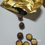 入口的感觉蜜桃味十足。随后就是熟悉的龙角散的味道