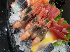 三文鱼刺身黄狮鱼刺身-真剑日本料理·铁板烧(贵州路店)