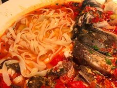 面条-上名堂·鱼头好吃(体育场路店)