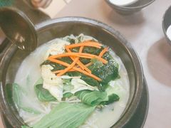 -灵芝妹子海鲜米线(瓦房店新玛特店)