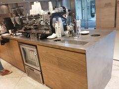 -Seesaw Coffee(上海国金中心店)