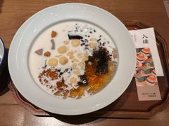 -RUXU入续糖水铺与包(卓悦中心店)