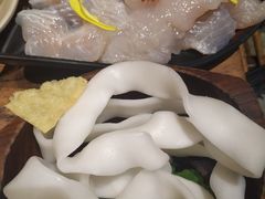 -老牌坊云南鱼豆花火锅(爱建店)