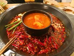 -黄潇洒老火锅(九眼桥宏济巷店)