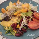 兰州中心新开了一家专门吃牛排的店