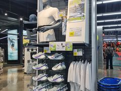 -迪卡侬(大英山店)