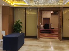 -上海浦东假日酒店