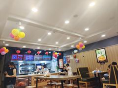 -华莱士·炸鸡汉堡(火车站店)