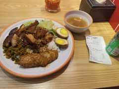 -瑞霖·隆江猪脚饭