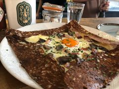 鸡蛋蘑菇熏肉荞麦可丽饼-RAC BAR(安福路店)