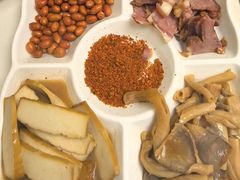 -土连锅·现熬养生汤锅(梁家巷店)