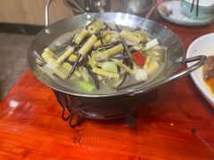 -芦茨金富饭庄·25年老字号·专做稻草鸡