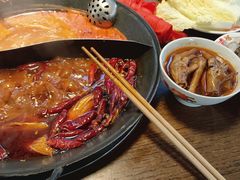 -萍姐火锅·公路夜市(武汉首店)