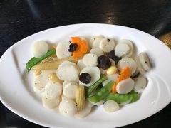 -河畔春天时尚餐厅