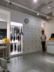 -尚羽华东接发美发店