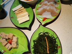 -一叶一世界·素食餐厅(锦华万达店)