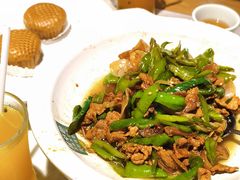 -绿草地·湘菜(酃湖师院店)