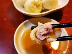 -佬钱湾仔(衣裳街店)