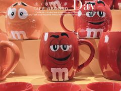 -m豆巧克力世界(上海世茂广场店)