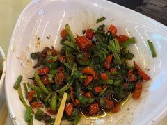 -江湖亮亮蒸虾大排档烤全羊清真(武汉总店)