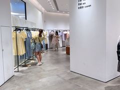 -URBAN REVIVO(西安Momopark店)