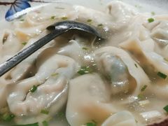 菜肉馄饨-侬佳蒸菜馆(听潮店)