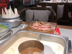 -尚尚仙·酸汤猪手·猪肚鸡火锅(华联万柳购物中心店)