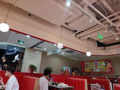 -鸡遇虾煲干锅火锅(小寨金莎店)