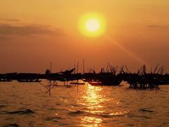 -洞里萨湖