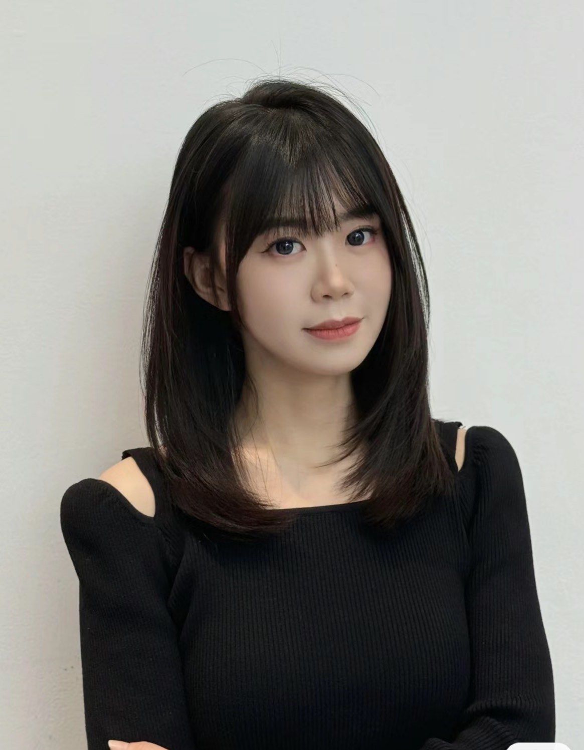 层次感减龄锁骨发免打理的中短发发型