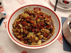 馋嘴蛙-堂瓦里·33年传统赣菜(第一街区店)