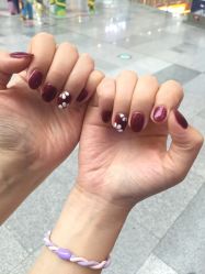 -进巍美甲美睫店