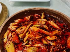 -土砂锅生态山庄·非遗砂锅雅鱼