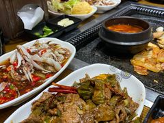 干辣椒炒牛肉-韩阳王石板烤肉