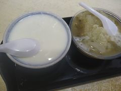 冻双皮奶-百花传统甜品店(原址店)