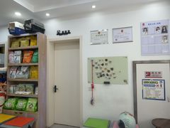 -四月宠物医院·猫专科·心脏专科·内科(转塘店)