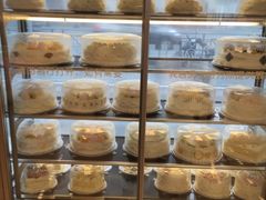 -红宝石·鲜奶小方·海派西点房(南丹店)