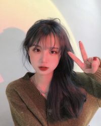 -罗亚帝造型·烫发染发