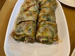 葱饼卷牛肉-台北楚楚园馅饼粥(虹桥南丰城店)
