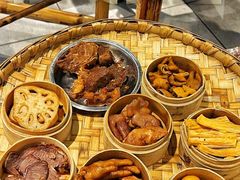 -卤校长老火锅(杨家坪直营店)