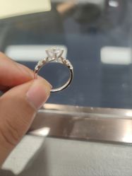 -LightOnly·培育钻石婚戒定制(天坛店)