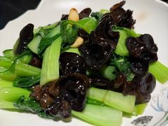 木耳蒜子炒青菜-纳家楼·地道陕菜(劳动路店)