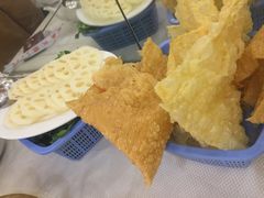 -渝君重庆火锅(嘉宾路店)