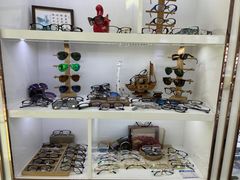 -三叶眼镜城·好视力眼镜店