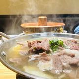 来打卡乐山非遗文化，最近跟跷脚牛肉杠上了[得意]