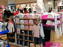 -优衣库(上海颛桥万达广场店)