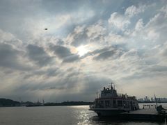 -鱼珠码头(轮渡站)