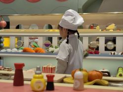 -奈尔宝家庭中心·亲子餐厅(北京东坝万达店)