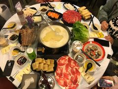 -鲜入围煮花胶鸡海鲜火锅