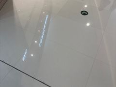 -lululemon(上海浦东IFC店)